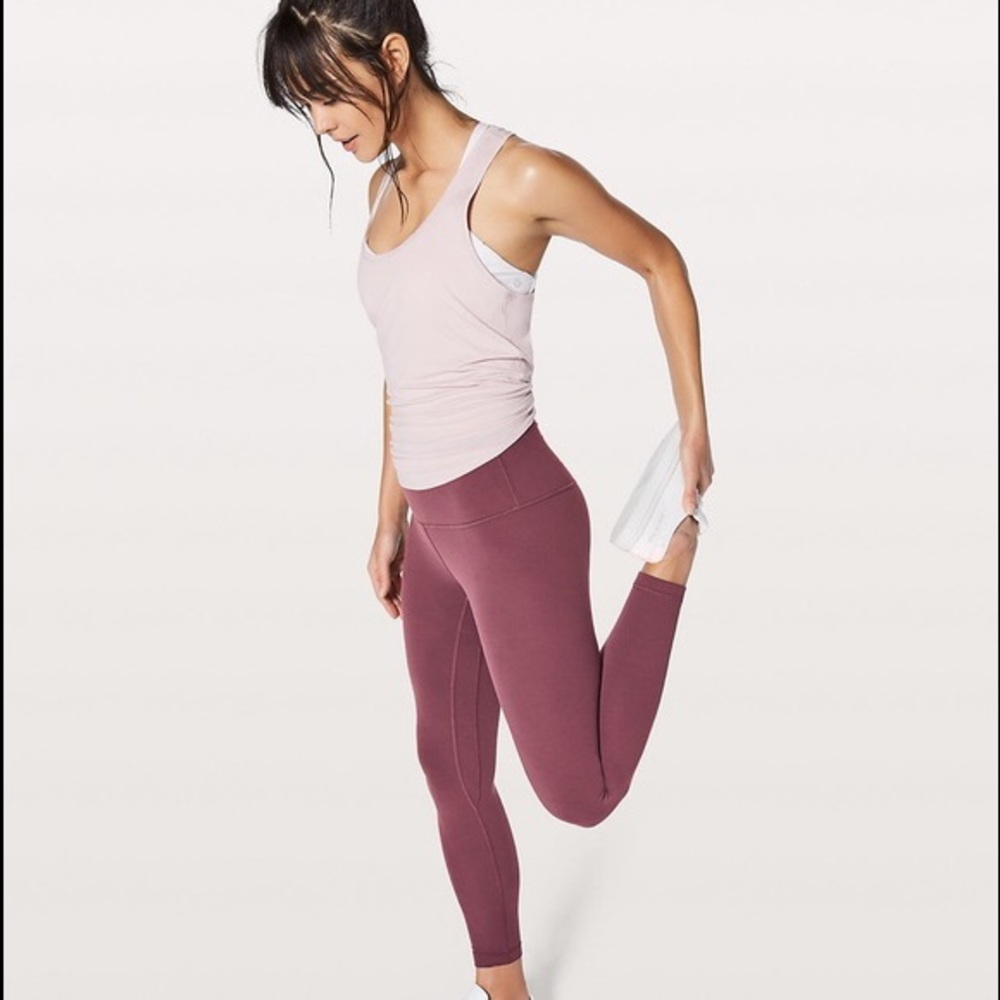 NWOT Lululemon so merlot 25” align pant